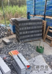 Black Basalt Paving Stone Natural Surface Way For Wall Cladding