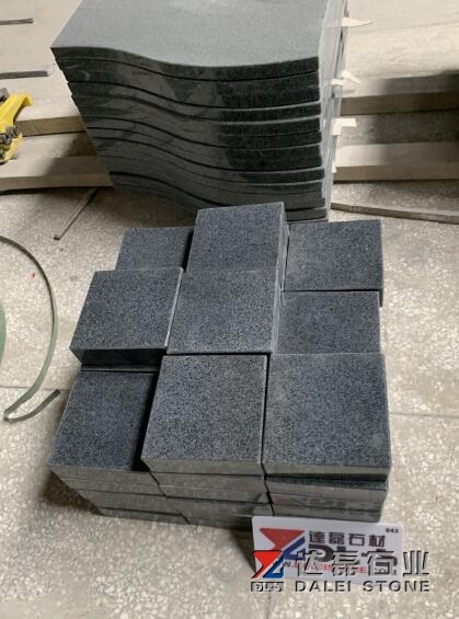 Original G654 Padang Dark Granite Polished Monument Polished