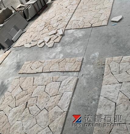 G682 Rusty Yellow Crazy Pavers Paving Tiles