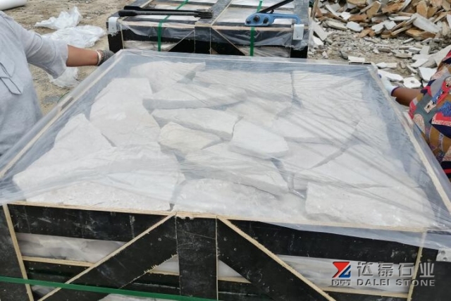 White Sandstone Loose Stone Wall Cladding White Color