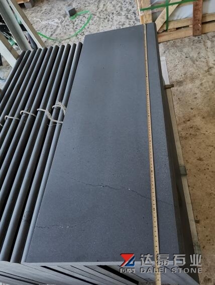 Blue Basalt Black Basalt Hainan Black Basalt Bullnose Edge Honed Tiles