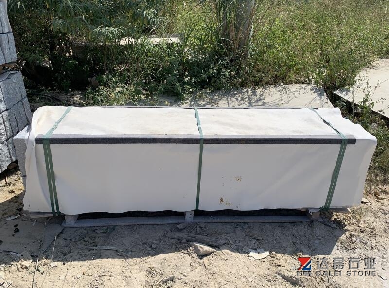 Grey Natural Stone G633 Granite Palisade , all Sides Natural Split + Pineapple