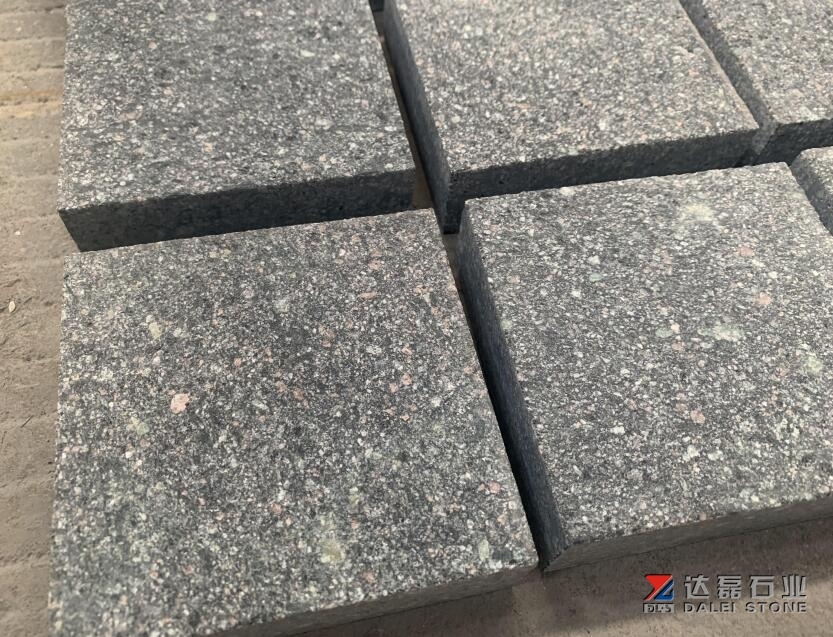Green Porphyry Cube Stone Flamed Saw Cutting