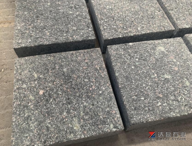 Green Porphyry Cube Stone Flamed Saw Cutting