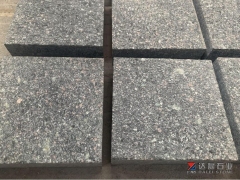 Green Porphyry Cube Stone Flamed Saw Cutting