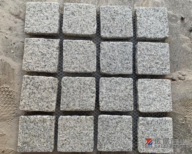 G603 Mesh Paver Cube Stone Flamed Finish Way