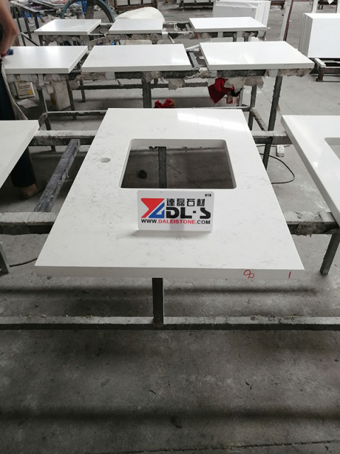 Carrara White Quartz Countertop Artifical Stone Dalei stone
