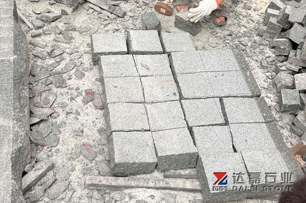 Black Basalt Cube Stone Top Flamed Other Sides Natural Split