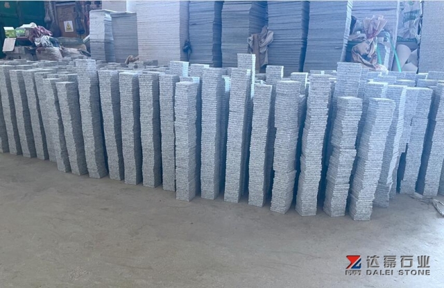 Grey Granite Cube Stone Flamed Granite Tiles