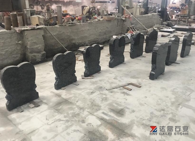 Pure Black Headstone Tombstone Monuments