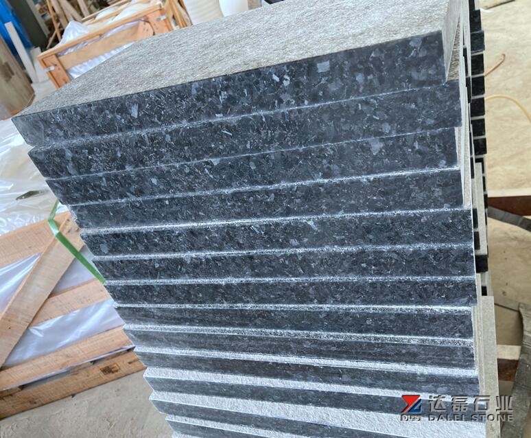 Angola Black Basalt Swimming Pool Coping Tiles Flamed Honed
