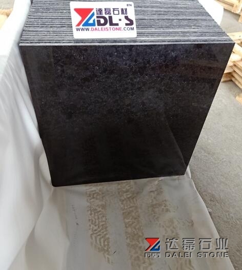 Dyed Red Black and Brown Color Granite Slabs Polished Small Slabs