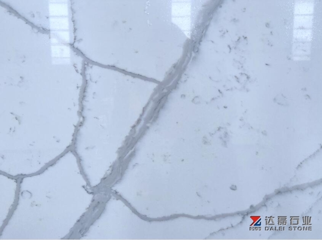 White Calacatta Big Slabs Good Price Install For Countertops Backspalsh