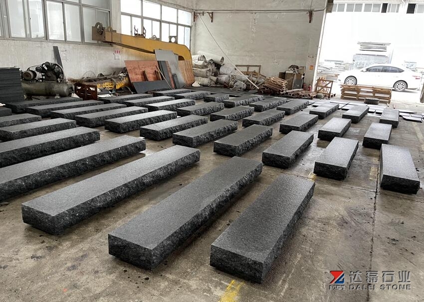 Angola Black Flamed Waterjet For Outdoor Paver And Copings Use