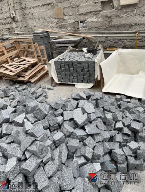 New G654 Crazy Paver Stone Sesame Dark Grey Granite Irregular Paving Stone Factory Price