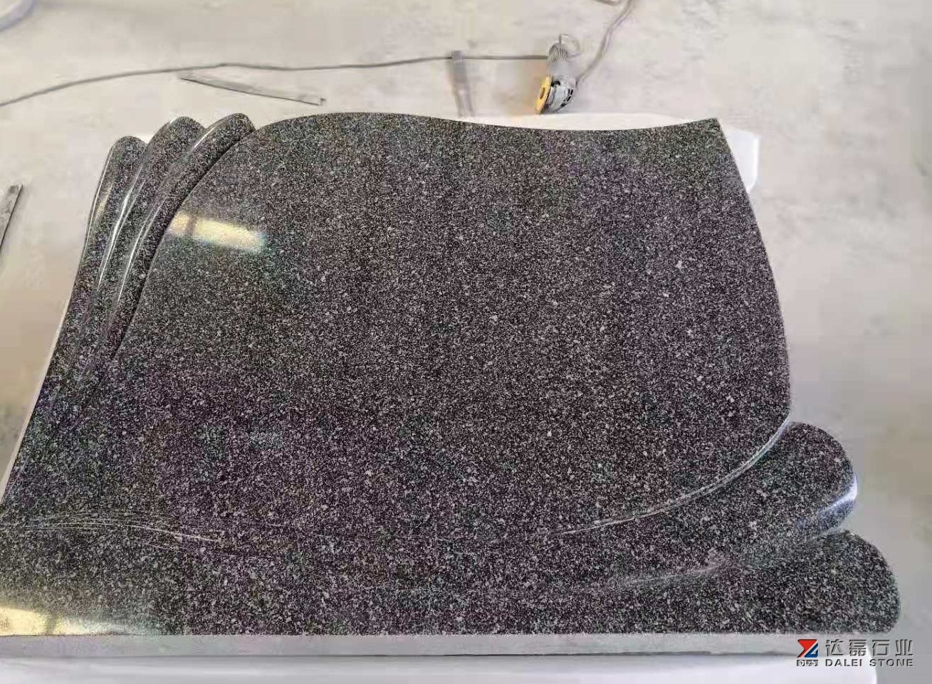 Snow Black Snow Green Black Granite Tombstone Monument Headstone