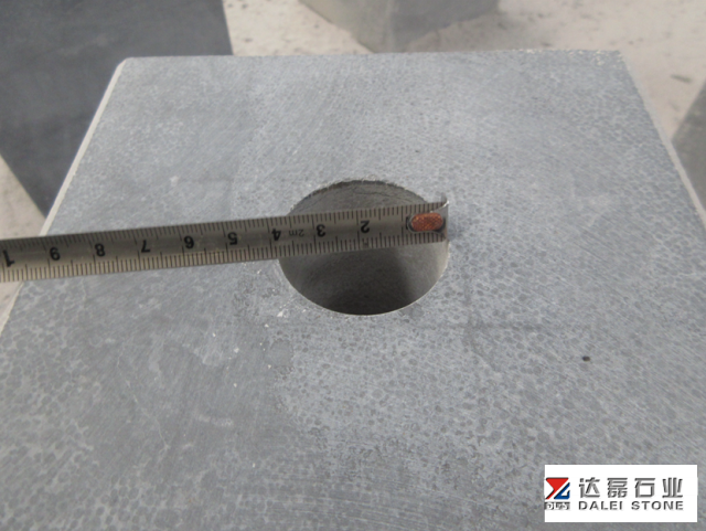 Blue Limestone Pillar With Hole Chamfer 10x10 With Saw Cutting