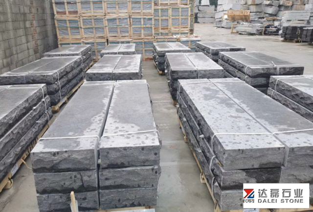 Blue Limestone Rock Face For Wall Facade Flamed