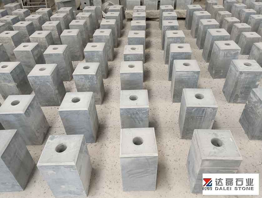 Blue Limestone Pillar With Hole Chamfer 10x10 With Saw Cutting