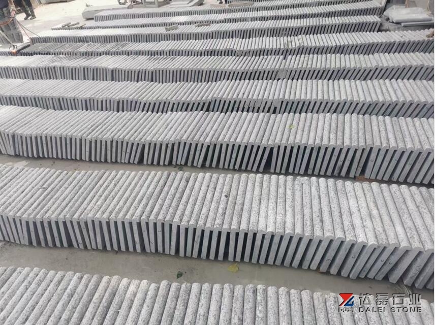 Blue Limestone Coping Tiles Bullnose Edge Flamed Brush