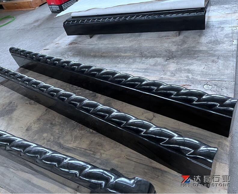 Pure Black Granite Monuments Rope Effect Design Competitive Price
