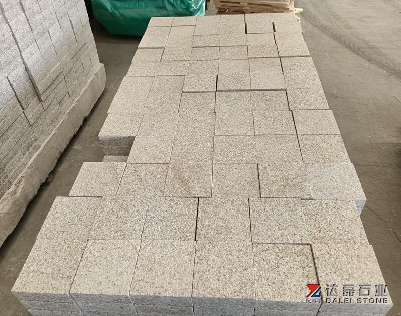 Sunset Gold Granite Yellow Rusty G682 Granite Cube Stone Bush Hammered