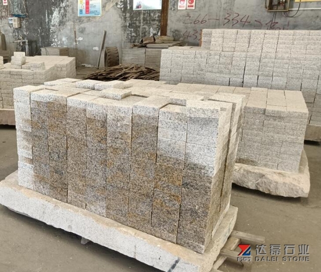 Sunset Gold Granite Yellow Rusty G682 Granite Cube Stone Bush Hammered