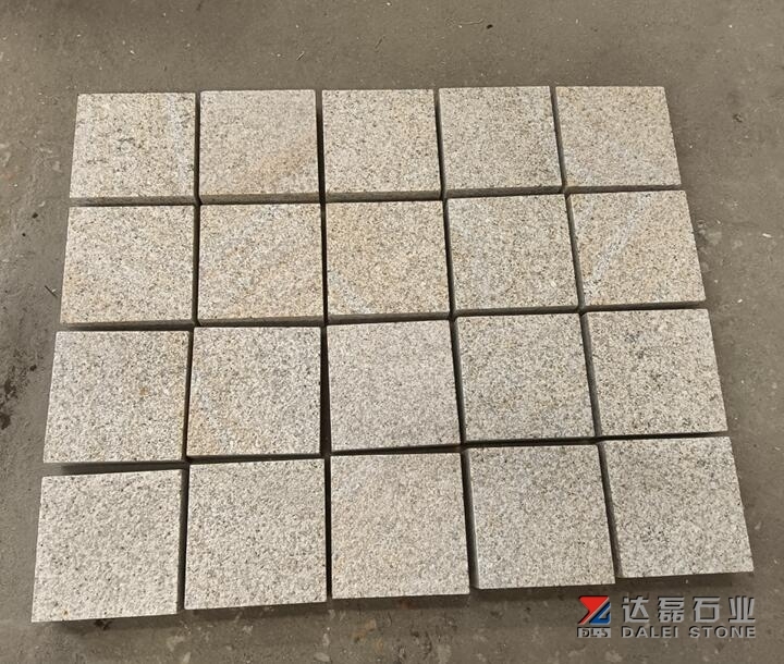 Sunset Gold Granite Yellow Rusty G682 Granite Cube Stone Bush Hammered