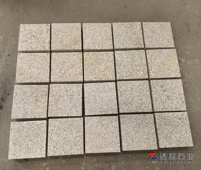 Sunset Gold Granite Yellow Rusty G682 Granite Cube Stone Bush Hammered