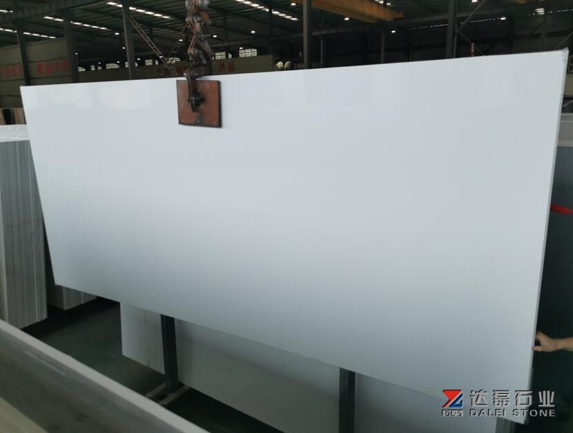 Ruby White Quartz Big Slabs 3200X1600 Artificial Stone