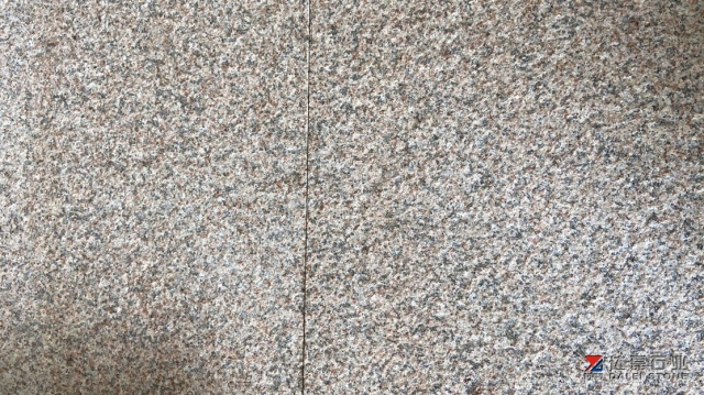 Yellow Rusty Granite G682 Bush Hammered Tiles