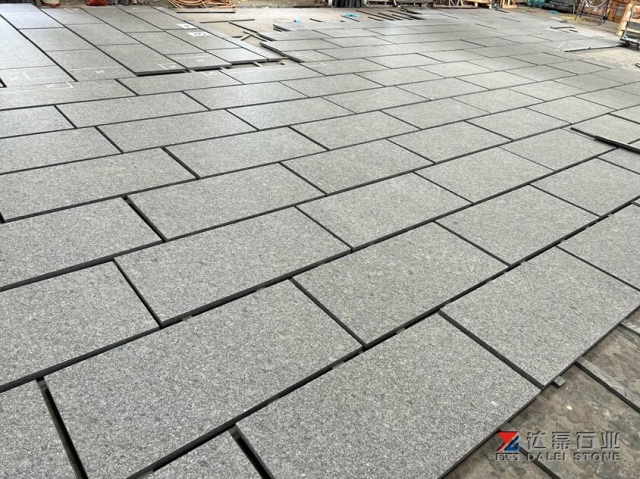 Steel Grey Granite Flamed Wall Cladding Tiles