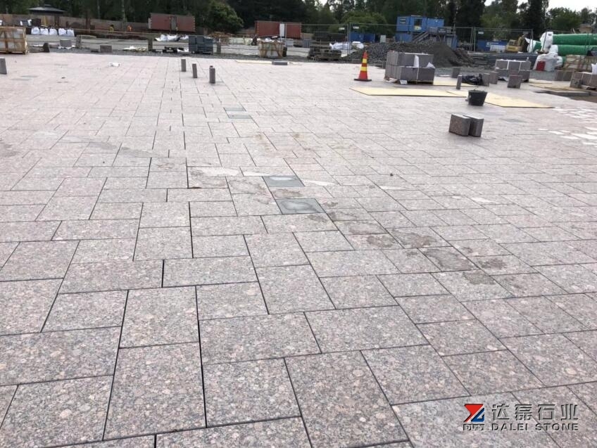 Karelia Red Granite Flamed Outdoor Tiles Paving Curbstone