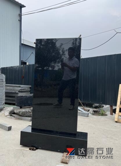 China Black Granite Shanxi Black Granite Headstone Russia Market
