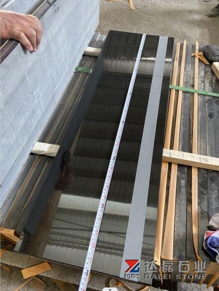 Black Basalt Stairs Steps With Chamfer Factory Cutting