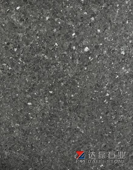 Angola Black Granite Slabs Saw Cutting + Water Jet From Factory