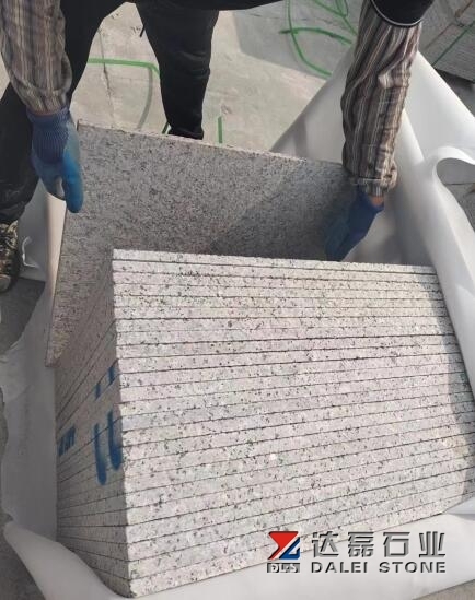 Cheapest Pink Granite Tiles Flamed Pink Color