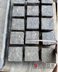Vietnam Black Basalt Cube Stone Flamed Surface Other Sides Saw Cutting