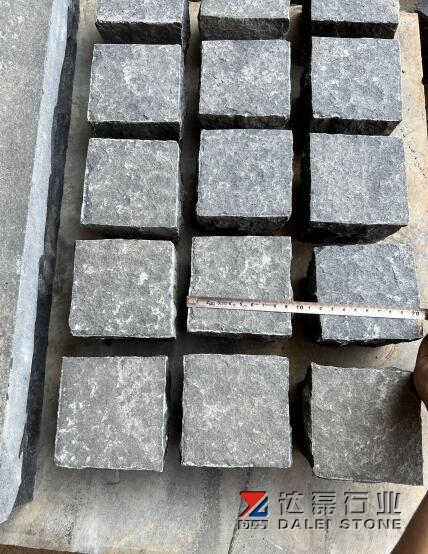 Vietnam Black Cube Stone Flamed Brush