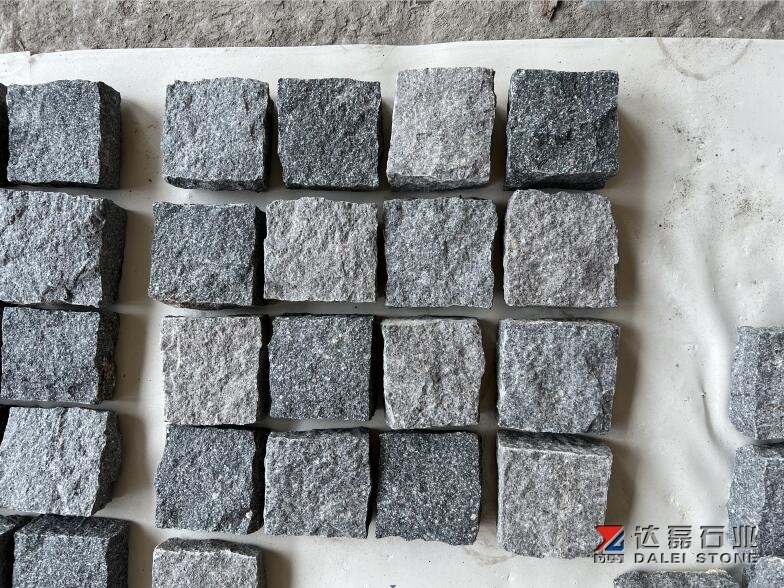 Green Porphyte Porfido Cube Stone Natural Split Finish Way
