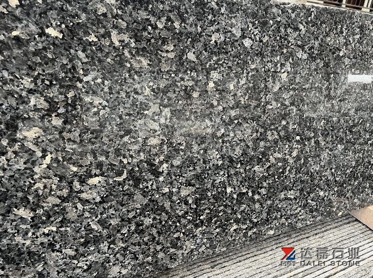 Sliver Grey Granite Slabs Polished Small Slabs