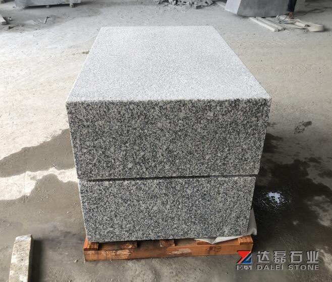 Grey Granite G603 Paving Kerbstone Flamed 5 Sides