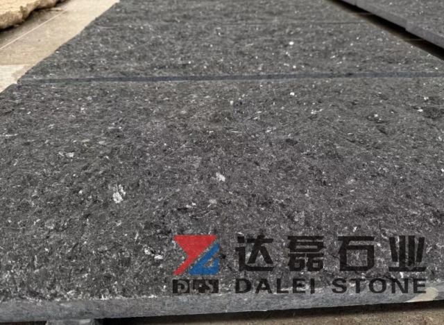 Angola Black Natural Splite Finish Way Wall Cladding