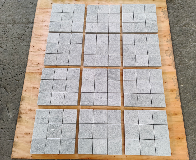 Moonlight Grey Marble Tumble Cube Stone with Net