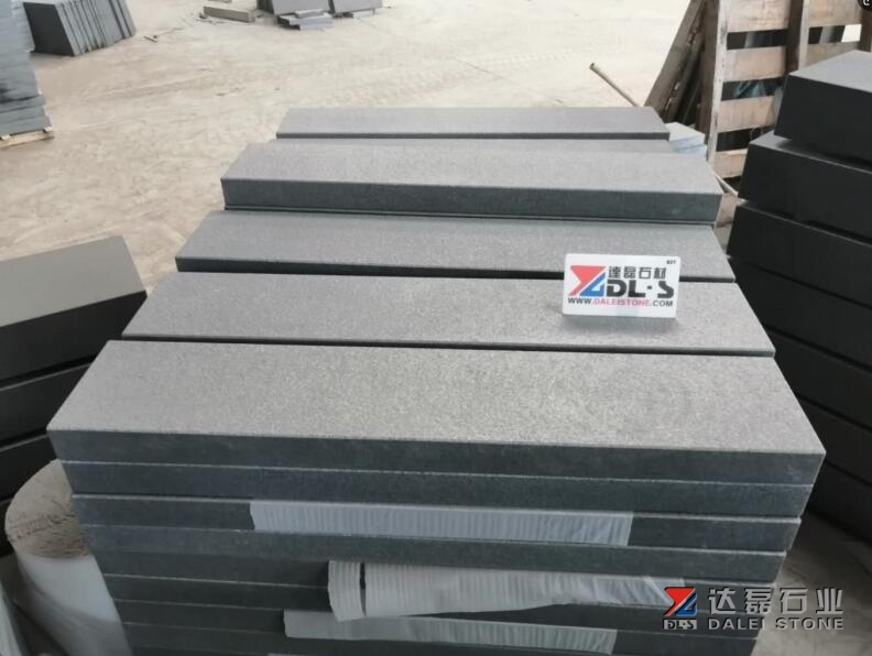 G38 Granite Black Granite Copping Tiles Flamed Brush Landscape