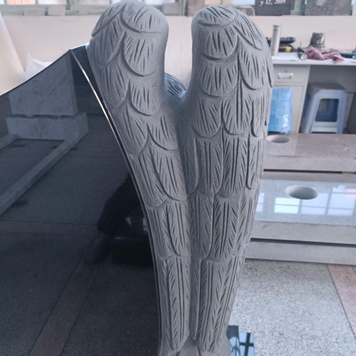 Black Granite Leaning Angel Carved Tombstone Monument