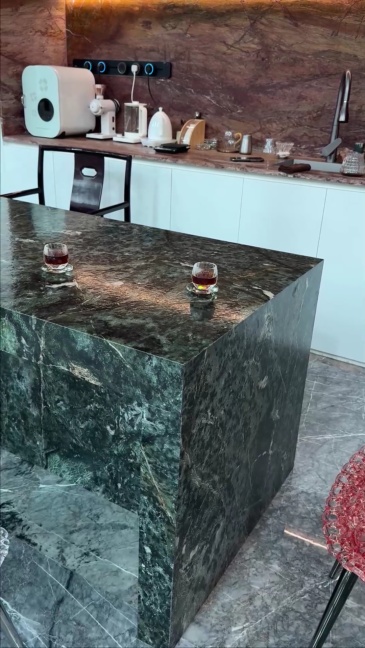 Natural Fusion Green Marble Slab