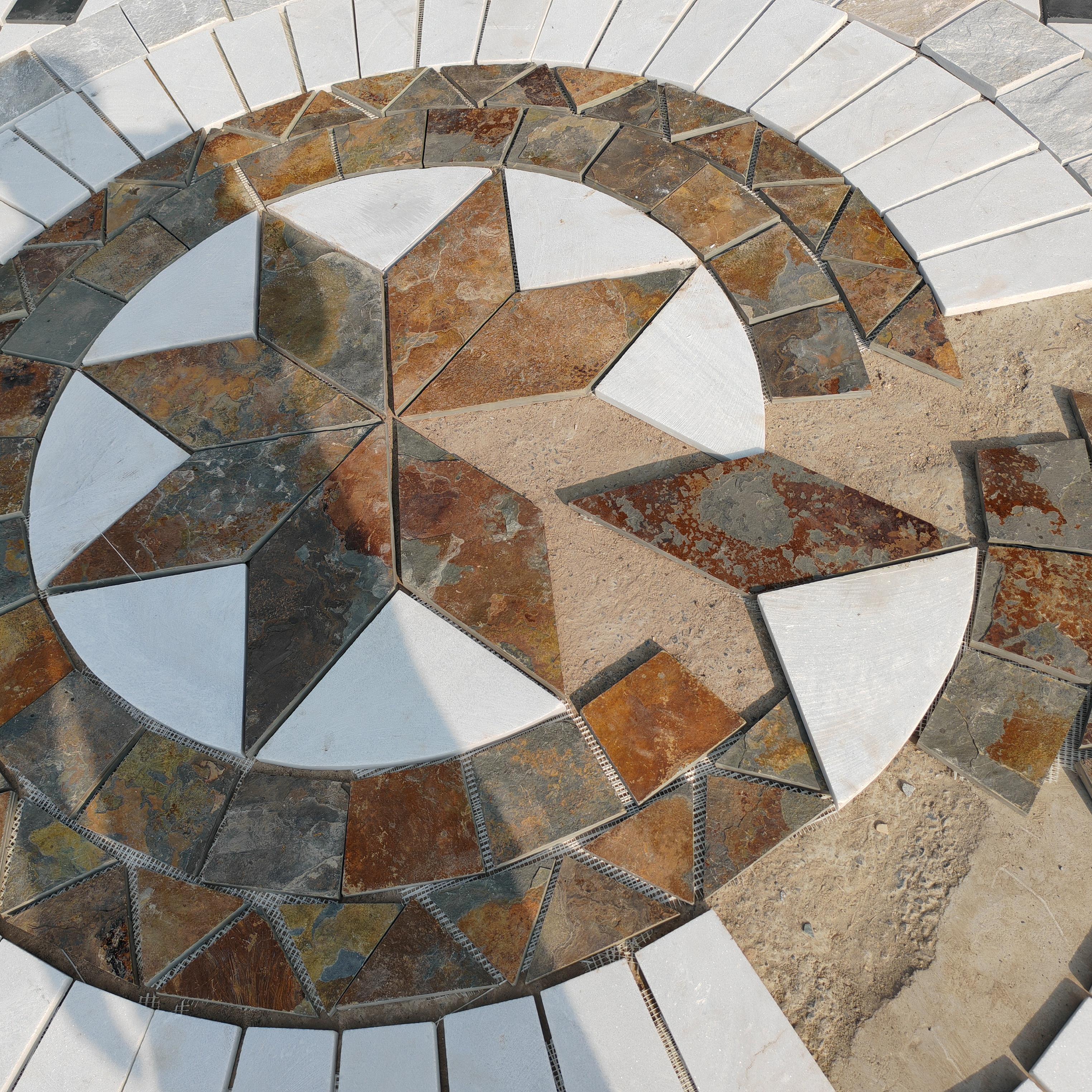Multicolor Natural Slate Waterjet Stone Medallion Round Mosaic