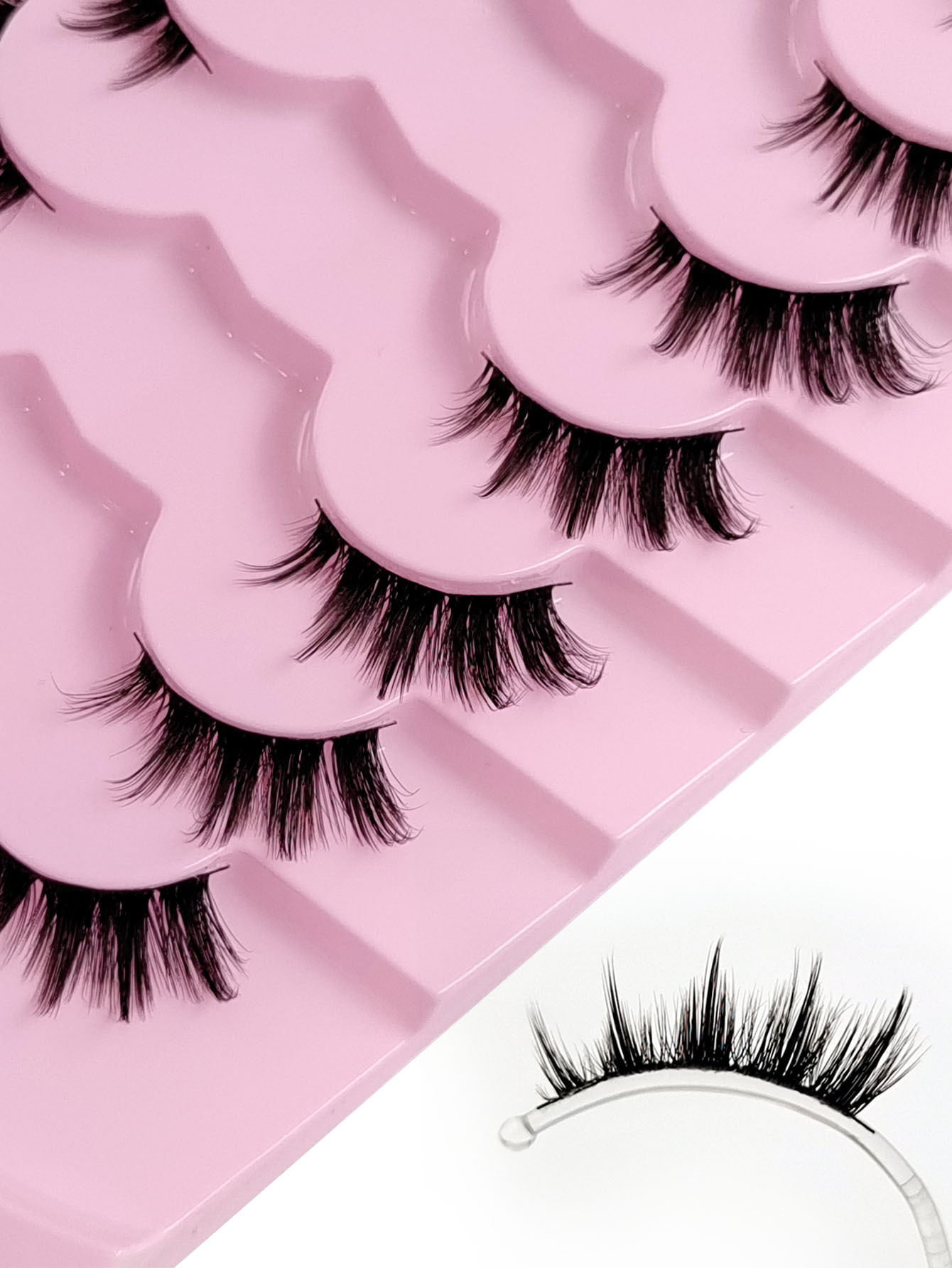 Sibeuna 7 Pairs Half Lash Natural Look Eyelashes Fluffy Soft Cat Eye Lashes Wispy Thin Black Band Eyelashes