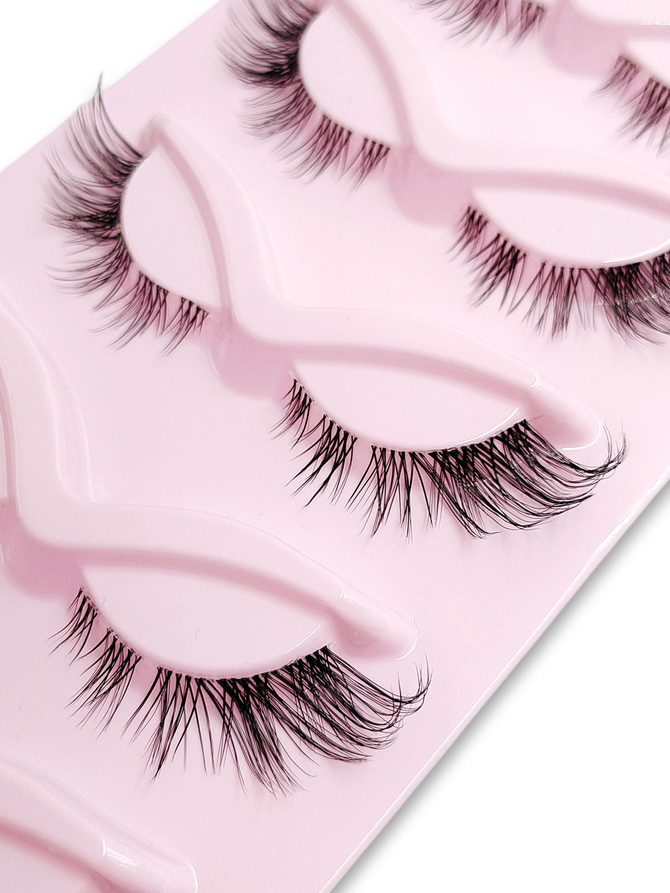 Sibeuna  5 Pairs Cat Eye False Eyelashes Natural Crisscross Eyelashes Clear Band Natural Look Wispy Lashes Eyelash Extension Makeup
